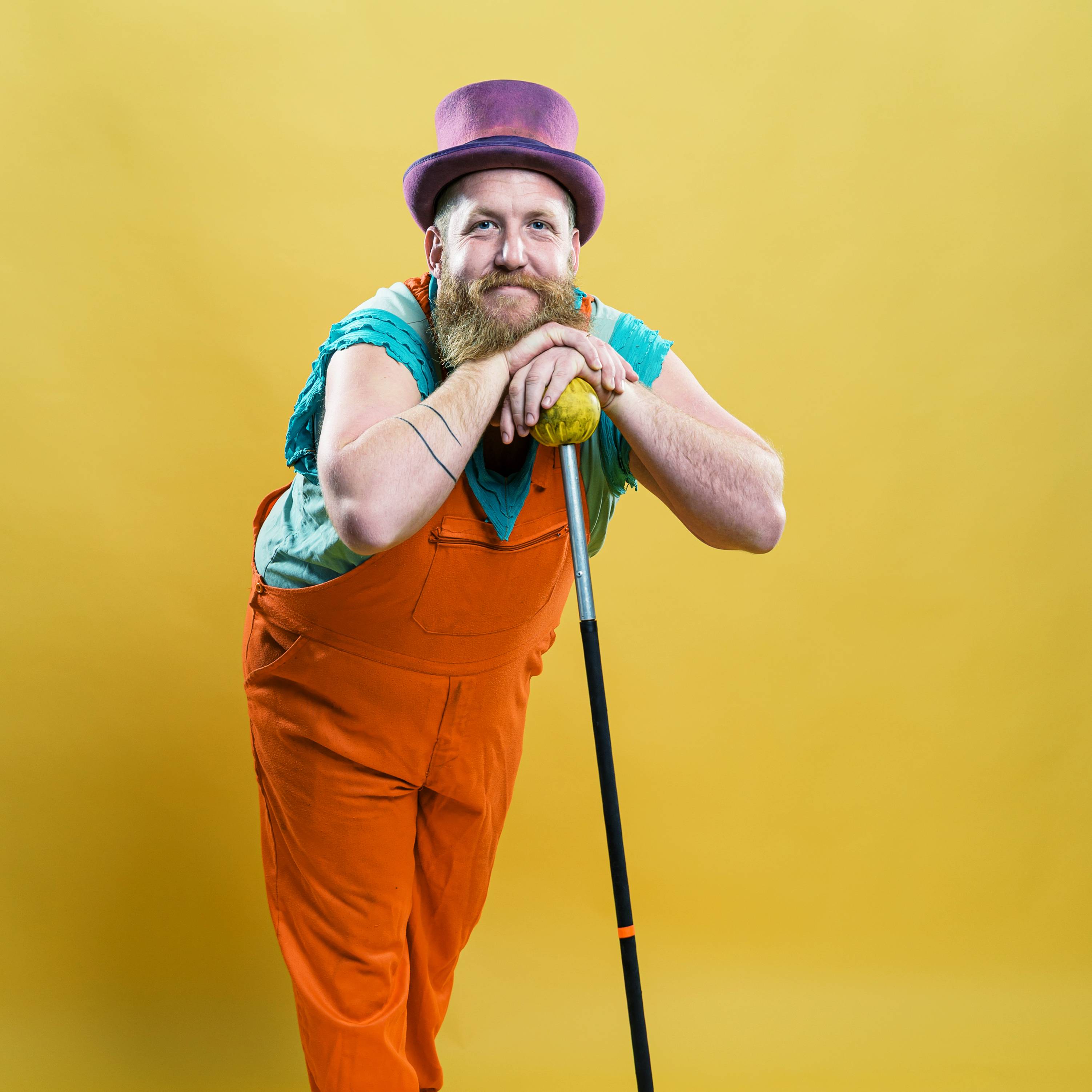 מגזימוס והצוות